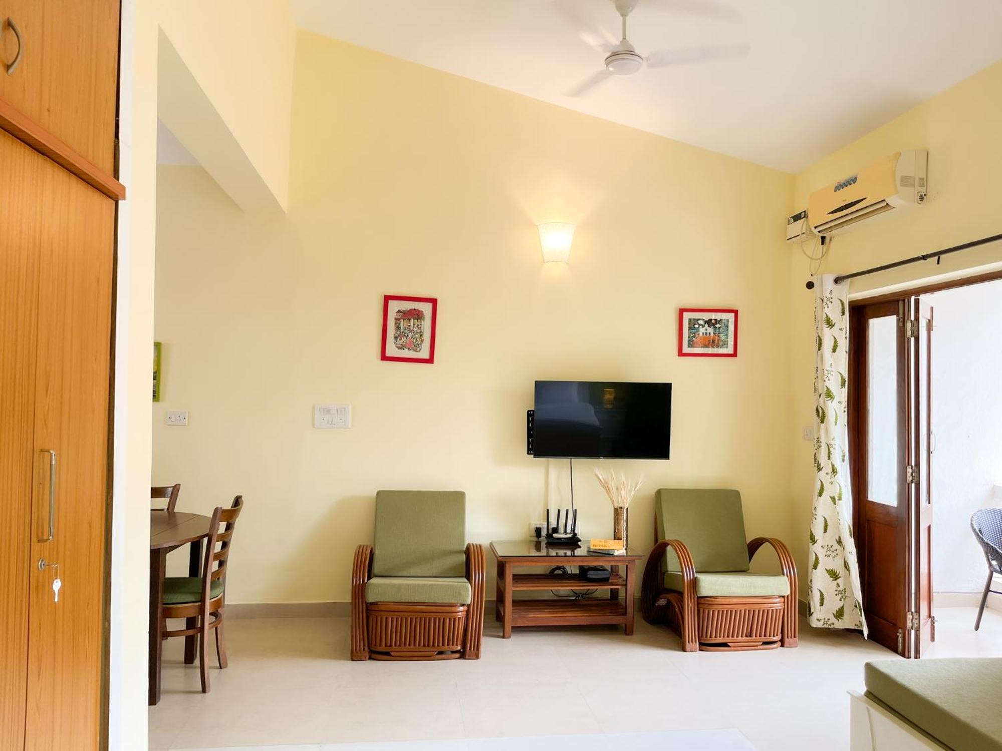 Rainforest - Casa Azure 5 Min Walk To The Beach Calangute Bagian luar foto